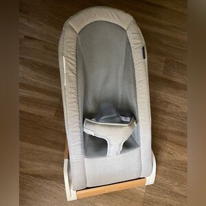 Evolur Gray Baby Bouncer